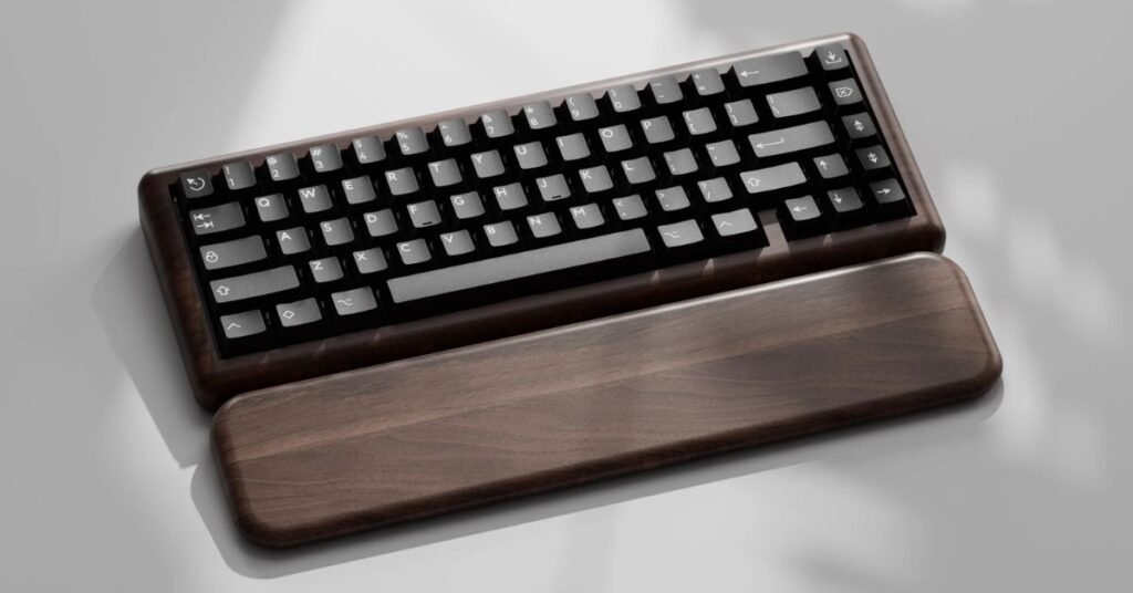 KBDfans Dusk 67 Keyboard