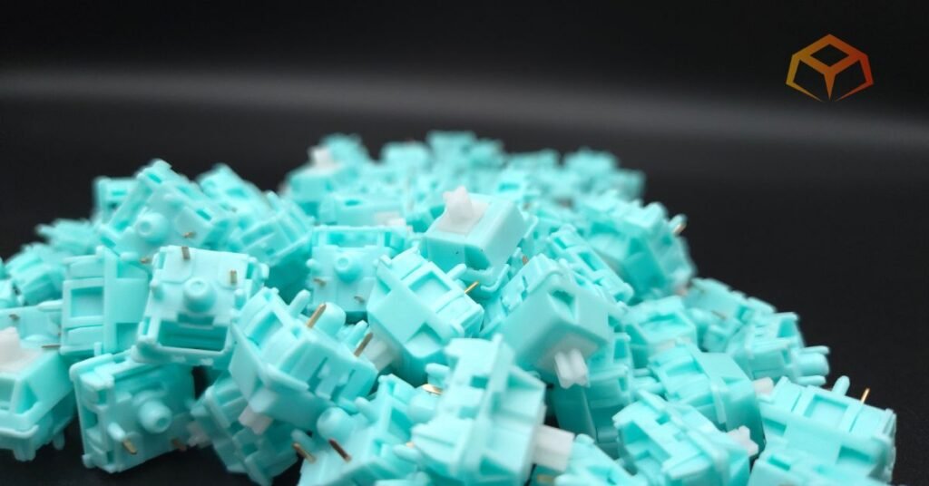 Glorious Lynx Switches