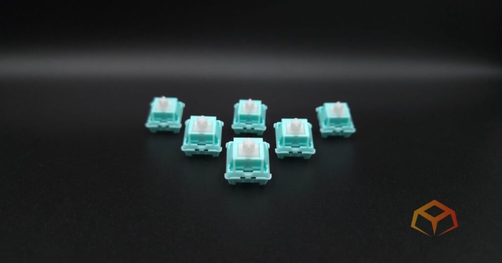 Glorious Lynx Switches