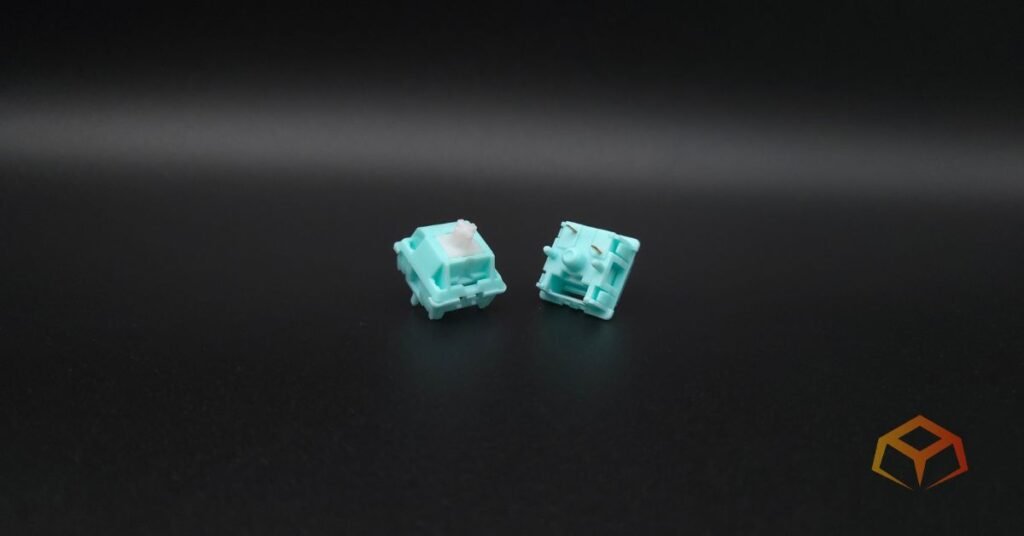Glorious Lynx Switches