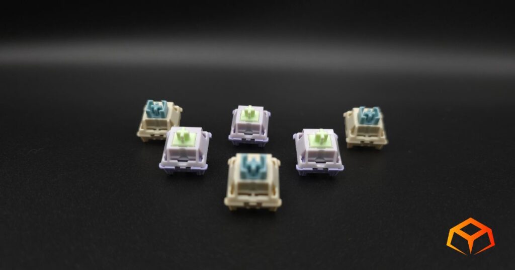 EPOMAKER Budgerigar vs EPOMAKER Wisteria switches