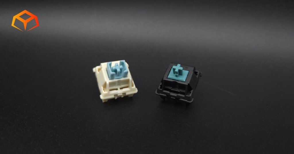 EPOMAKER Budgerigar vs JWICK Black T1 switches