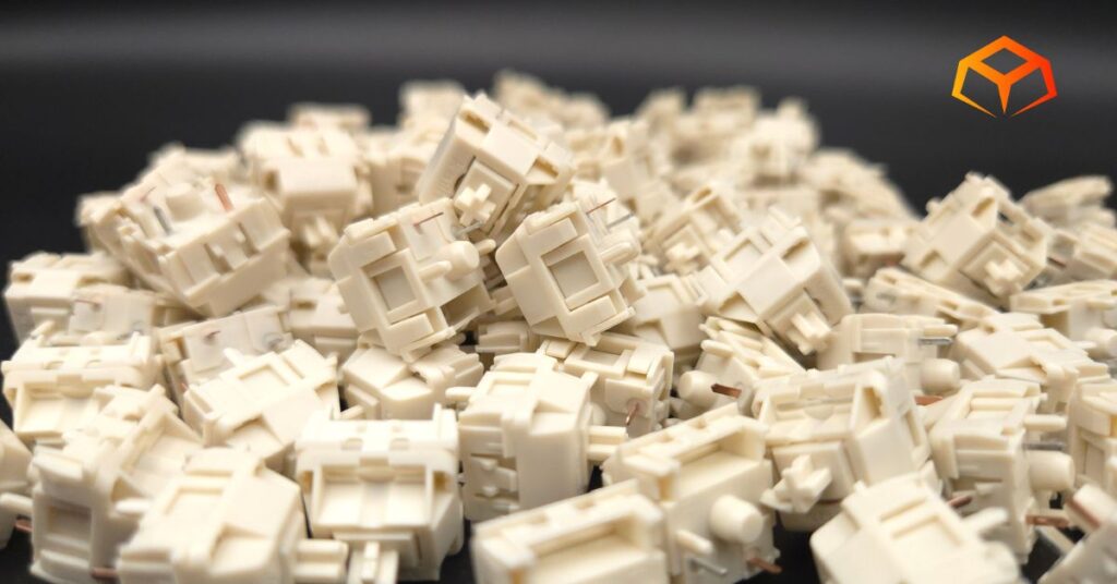 NovelKeys Cream switches