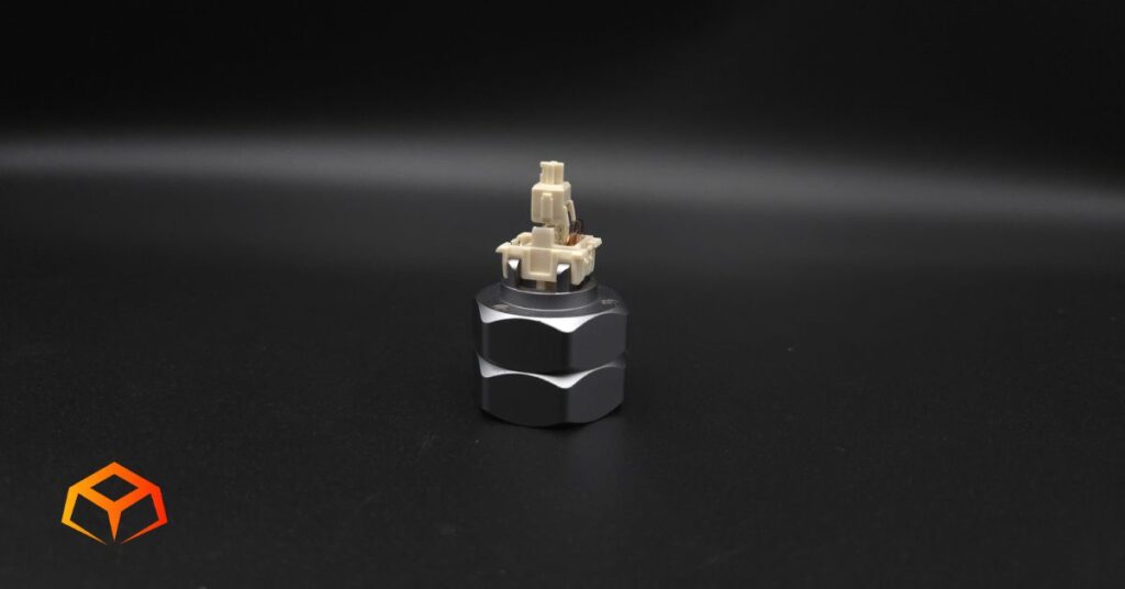 NovelKeys Cream switch